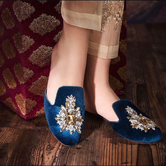 Khaadi Shoes - Khaadi Khaas Embellished Velvet Slides
